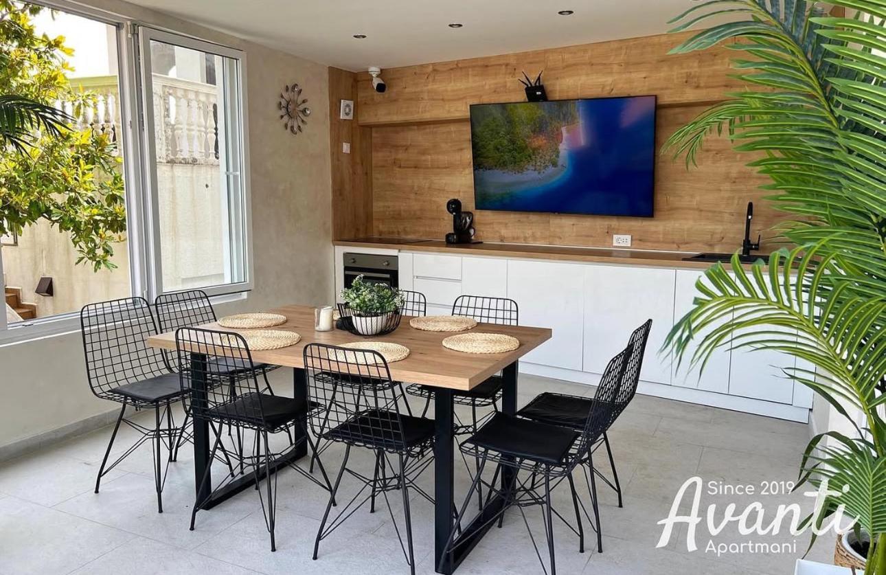 Apartmani Avanti Becici מראה חיצוני תמונה