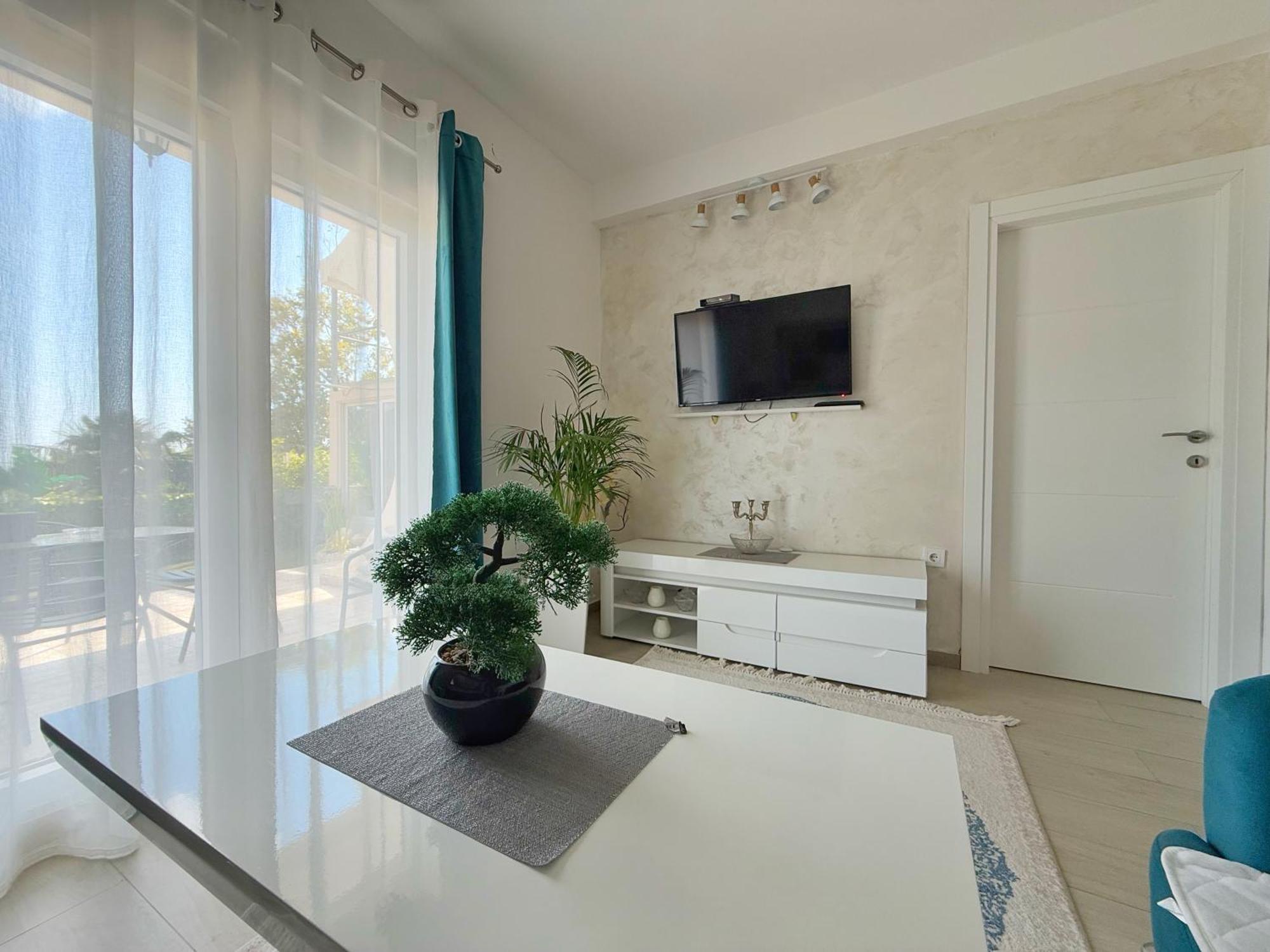 Apartmani Avanti Becici מראה חיצוני תמונה